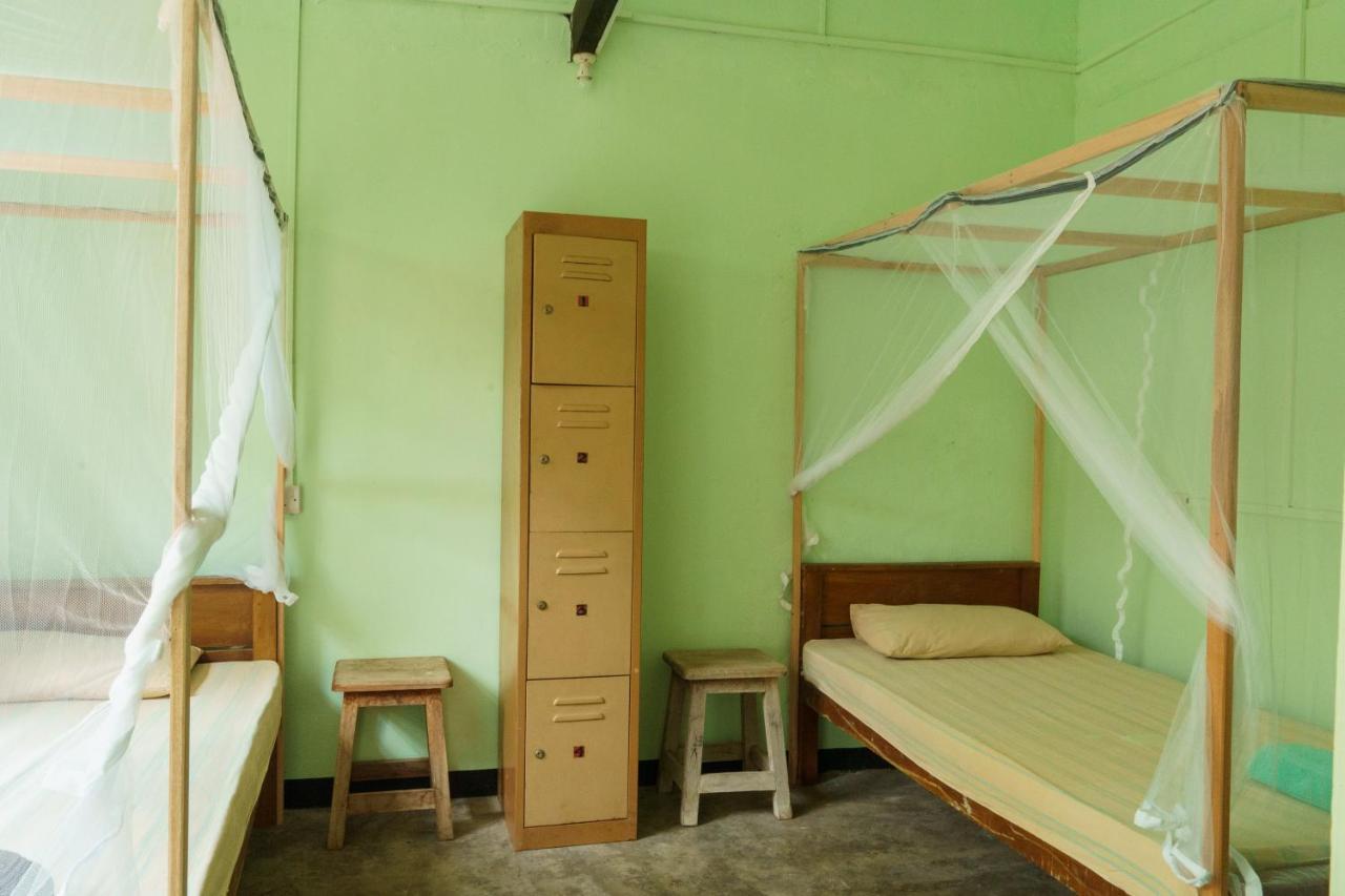 Little Bay Arugam Bay Hostel Bagian luar foto