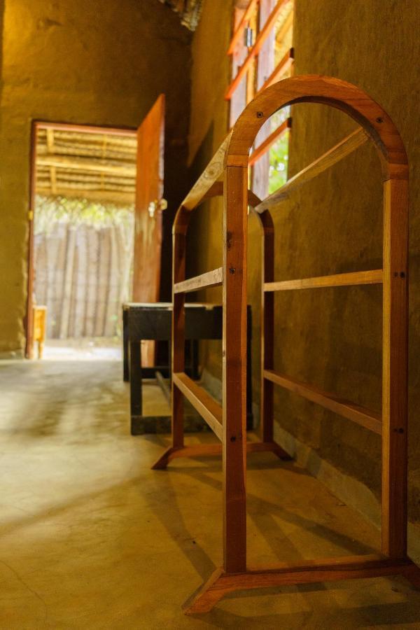 Little Bay Arugam Bay Hostel Bagian luar foto
